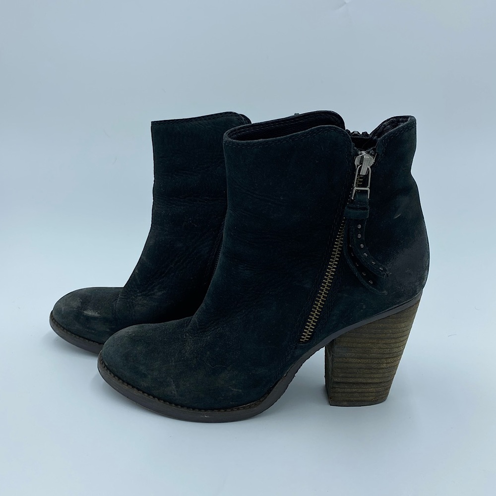 Steve Maden booty heels